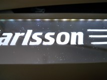 GLS550のサイドステップ制作 本当に惜しいので、今回は少し値段は張りますがミラーアクリル板を注文することにしました。お客様に説明して納期を延ばしていただきました。