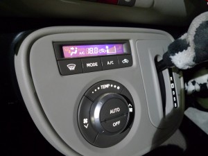ミラココア cocoaのエアコンパネル・スピードメーター打ち替え