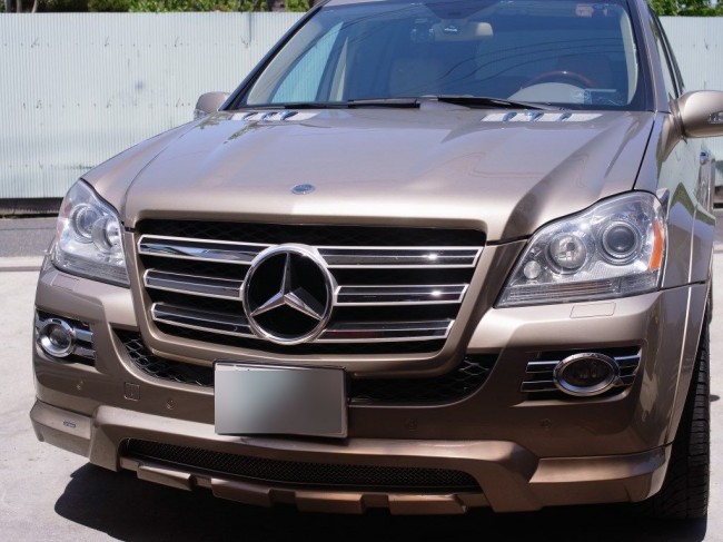 GLS550 Mercedes の光るキャリパーカバー取付 GLS550 Mercedes の光るキャリパーカバー取付