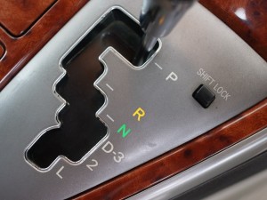 10系アルファードのエアコンパネル打ち替え