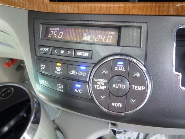 50エスティマのインパネ周りのLED打ち替え - トレードゲート / TRADEGATE