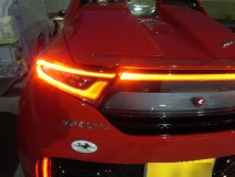 S660のリアガーニッシュLED化施工 光源を両サイドに持ってくることで純正とほぼ同じ光り方になりました。