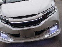  元々あった無限のロゴはあえて取り外して、ネオンチューブを取り付けしました。 