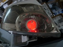 10後期アルファードのヘッドライト加工 レッドアイはあくまでイベント用です。公道で使用すると非常に危険ですのでご注意ください。