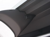 ウェイクのテールユニット交換とハイマウント交換 ハイマウントはスイッチを追加しました。