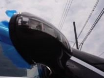  ミラーを外して、土台を外して、カバーを外して、電球交換。 