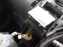  ナビパネルは施工ご希望でしたが、一番目立つ場所なので気合を入れて施工しました。ナビも外さずに車載状態で施工しました。 