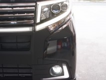 ムーヴカスタムのパネル類打ち替えとウィンカーLED化 今やヘッドライトもノーマルでかっこよくなりましたね~ NeoPixelにしたら目立ちそうなアクリル発見!!