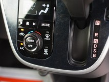 ムーヴカスタムのパネル類打ち替えとウィンカーLED化 この写真は作業前の写真です。