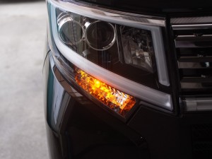ムーヴカスタムのパネル類打ち替えとウィンカーLED化