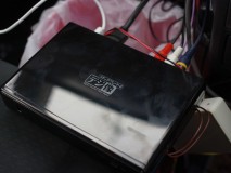 デリカ D:5のプチ弄り 続いてDVDのHDD化です。今回使うのはデジ像メディアプレイヤー2です。いろいろな機種を試しましたがこれが一番優秀。車で使うには必ず必要になる「レジューム機能」(以前停止したところから続いて再生するというもの)。他の安いものにはこの機能がない場合や十分に機能しないものが大半です。このデジ像は比較的安定しているのですが、一つだけ不満が。