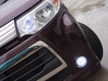 タントカスタムのフォグランプLED化とウィンカーLED施工 フォグは裏のカバーが当たったのでニッパーでカットしました。