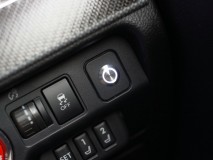 レヴォーグのサイドミラーカメラ取付とダウンライトLED打ち替え カメラのOn/Offをスイッチ経由で行います。