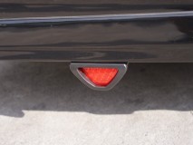 ティアナのバックフォグ(F1風)取付 これで雪の日でも大丈夫。欲を言えば、この手の商品は埋め込みたいですね。