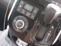 LA600タントのインパネ打ち替え(色替え) LEDは極小の0603チップです。視力が落ちたら対応できません。