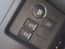 LA600タントのインパネ打ち替え(色替え) スライドスイッチは色を変えて施工しました。