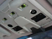 Volvo V70前期のヘッドライトHID化と各バルブLED化&ドアセンサー修理 室内灯をLED化します。V70には特殊な電球が使われていますが、普通のT10-39mmで代用可能です。フロント4灯を施工。
