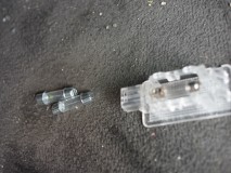 Volvo V70前期のヘッドライトHID化と各バルブLED化&ドアセンサー修理 足元はT10-42mm。