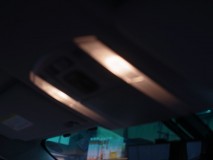  どんより暗い電球も 
