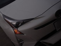  ウィンカーはフロント部分をLED化し、リアは赤と橙の２色仕様を使う予定です。 