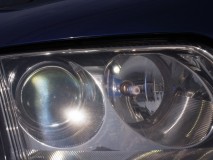 VW パサートのヘッドライトHID化とポジションLED化 HIDは外車用のキャンバスタイプです。ポジション球も外部抵抗を取り付けしました。