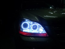 GLS550 Mercedes-Benzのヘッドライト加工 夜バージョンでもリング自体がとてつもなく明るいため、NeoPixelとの相性も全然負けていません。
