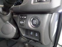 ハイエースのエアコンパネル等LED打ち替えと液晶反転 各種スイッチ類も全部白色に統一。