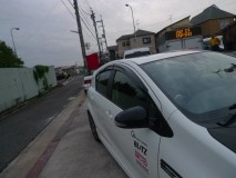  後は両面テープで貼るだけ。 