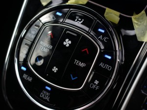 G’s VOXYの室内パネル全LED打ち替え