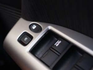 フリードのエアコンパネル他スイッチ類のLED打ち替え