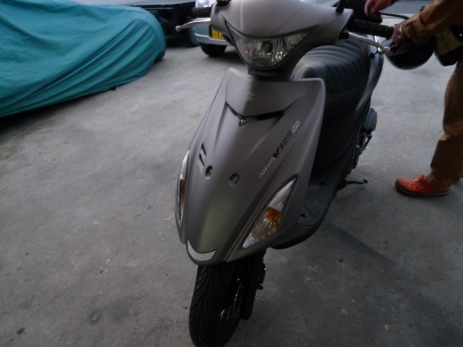   suzuki アドレスV125のHIDヘッドライト施工  