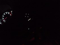  基本的にスイッチ類は元々電球で、光ムラにならないようにLEDを配置します。 
