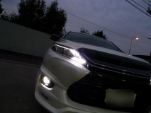  デュアルカラーのLEDバルブも色が違いすぎるということで、当店のLEDに交換させていただきました。色もばっちり！！明るさもアップしました。 