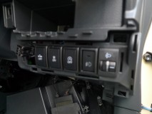  ズラッと並んだスイッチ類は、下手すると乗用車より多いです。 