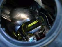 インフィニティのUSヘッドライトの日本仕様改善 FLATに加工して無事終了。この車は比較的簡単に施工可能です。