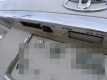 アルファードのステアリング交換とバックカメラ交換 Panasonicのカメラを外して、カロッツェリアのカメラに交換しました。Panasonicのカメラは6V、カロのカメラは12V、コネクター形状も異なるので、配線を接続しました。映像信号は各社共通です。