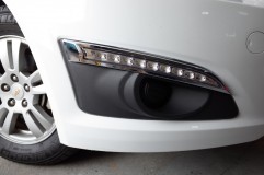 シボレーソニックのデイライト取付 あとは車に取り付けて完成。ビビらないようにスポンジシーラーで密着性をアップさせました。