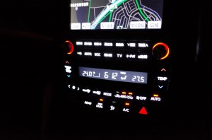 20系V6アルファードのパネル類LED打ち替え他パーツ取り付け