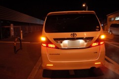  テールウィンカーとスモールレッドもLED化。今回ウィンカーのハイフラ対策は純正リレーを改造して行いました。外品ウィンカーリレーだと純正より若干点滅がずれるので、なるべく純正リレーを使用するようにします。 