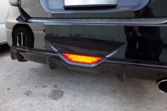  LEDはなるべくツブツブ感が出ないようにLEDを配置しています。 