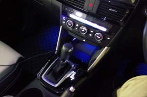 CX-5のエアコンパネルLED打ち替え