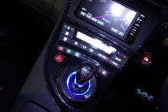 G'sプリウスのヘッドライト加工や他色々・・・。 内装のパネル類をすべて打ち替えしました。