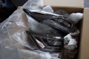 ６０ハリアーのテールシーケンシャル加工（郵送）