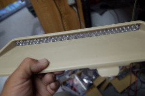 18クラウンのハイマウントストップランプ修理・・・と思ったら