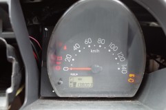 ハイゼットジャンボのスピードメーター打ち替え ということで今回は断念しました。