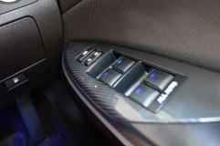 200系クラウンのエアコンパネル他スイッチのLED打ち替え 今回PWスイッチは青色をご選択