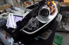 CX5のヘッドライト加工 点灯周期が学習タイプで、車両の周期と完全同期するようです。当店のPIC制作のシーケンシャル回路もこれが目標になります。