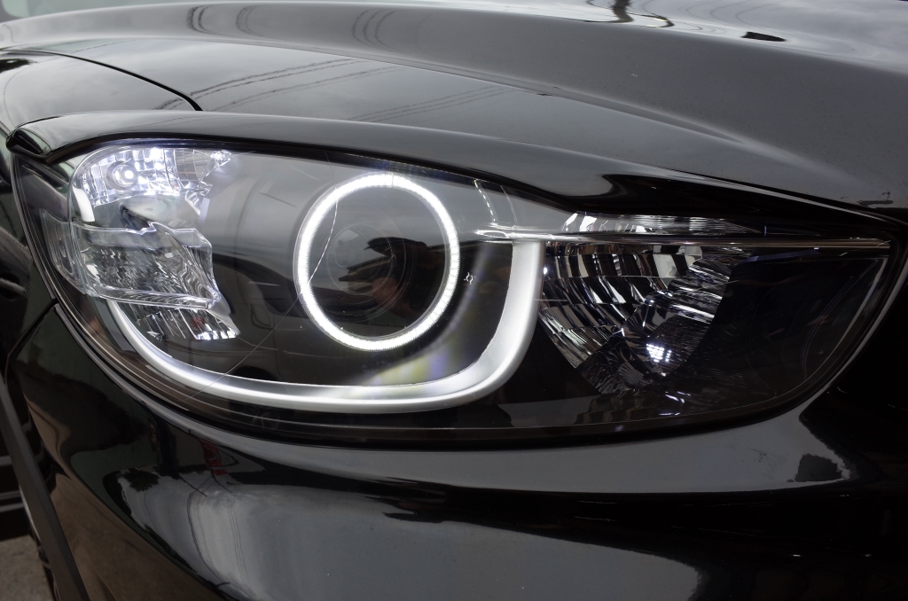 CX5のヘッドライト加工（イカリング・インナーブラック塗装