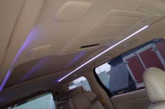  LEDは使っていくとどんどん蛍光体が劣化して  青みが強くなっていきます。  2年前ぐらいに施工したLEDでしたがだいぶ青みが強くなっています。 
