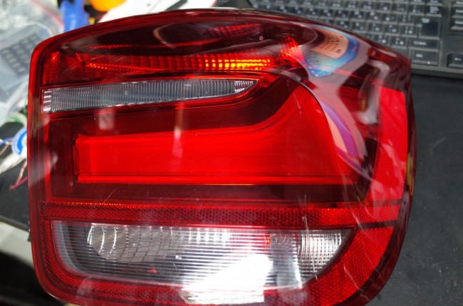 F20 BMWのテールランプ修理 F20 BMWのテールランプ修理